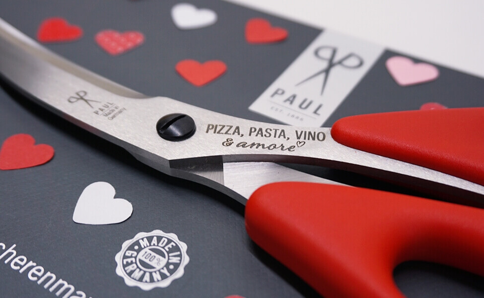 Pizzaschere „Pizza, Pasta, Vino & Amore" (Detail)